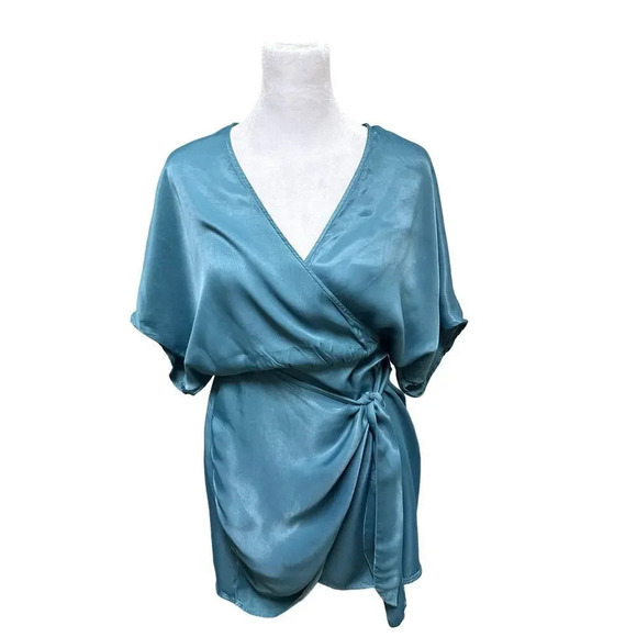 Zara Green Satin Effect Wrap Dress Size Small Coctail Wedding - Picture 2 of 9